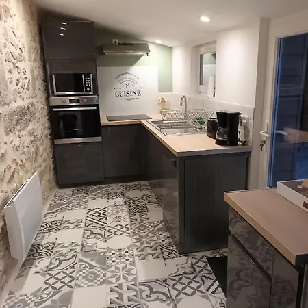 De La Fecleval Holiday home